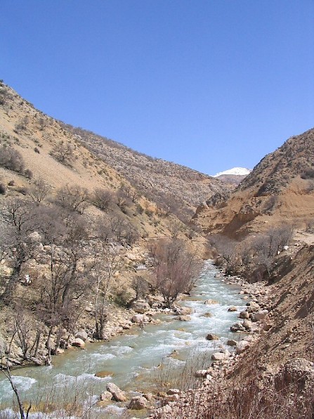 The road towards the Persian Gate