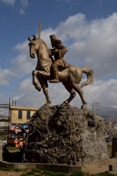 Yasuj, statue of Ariobarzanes