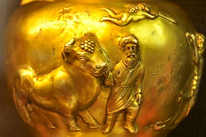 Chryses and a sacrificial bull. Römisch-Germanisches Zentralmuseum, Mainz (Germany)
