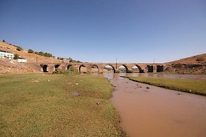 The bridge at Diyarbakir