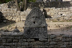 Glanum, thermal baths