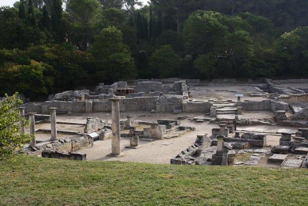 Glanum, Forum