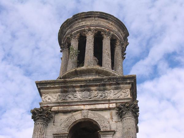 Glanum, Roman mausoleum (2)