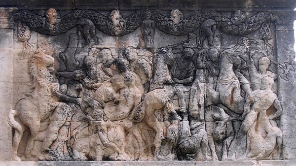 Glanum, Mausoleum, south reliëf