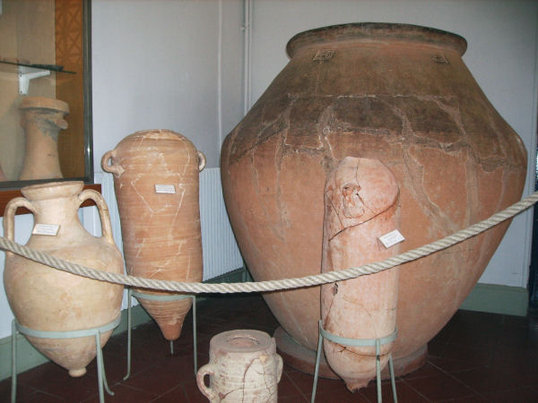 Ensérune, Amphoras and dolia