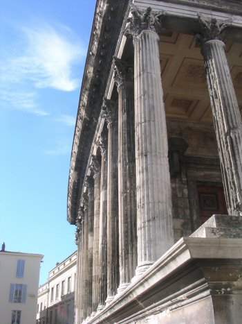 Nemausus, Maison Carrée, east side