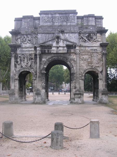 Orange, Arch from the north