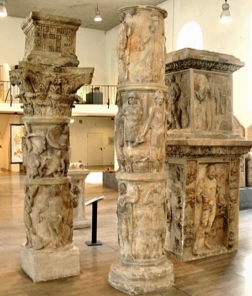 Mainz, Honorific column