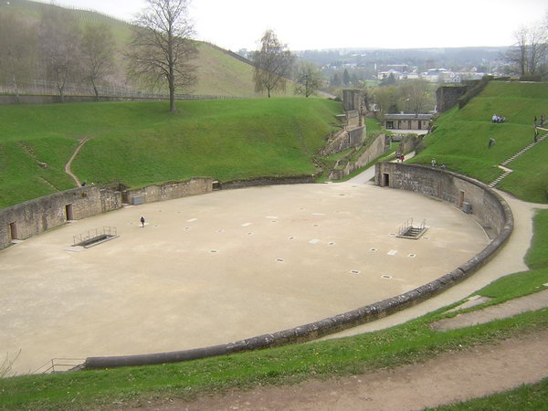 Trier, Amphitheater, Arena