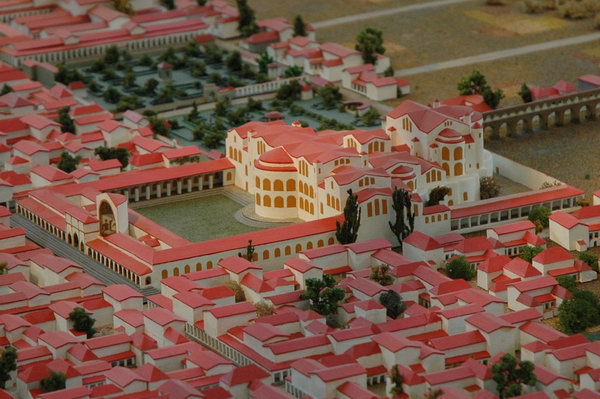 Trier, Imperial baths, model