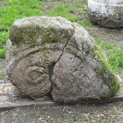 Megiddo, Aeolic capital