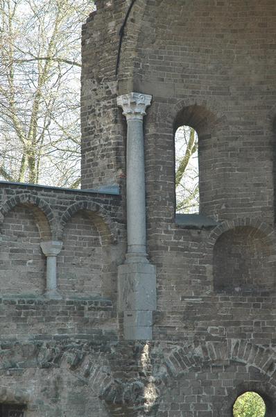 Nijmegen, Valkhof, Spolia in Barbarossa's Aula Regia