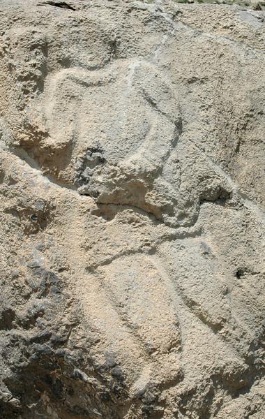 Behistun, Free-standing rock relief of a Parthian dignitary (2)