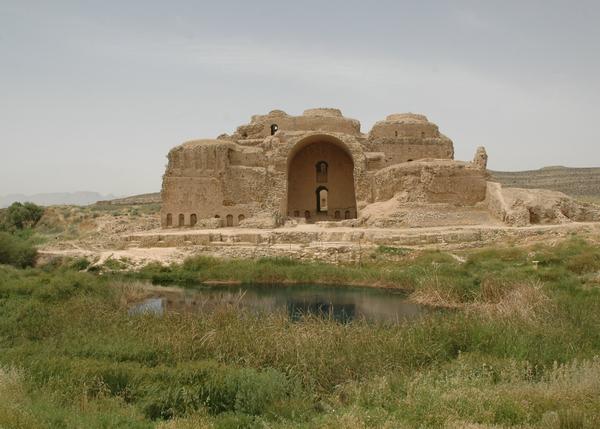 Firuzabad, Palace of Ardašir, Great Iwan and Pool (2)