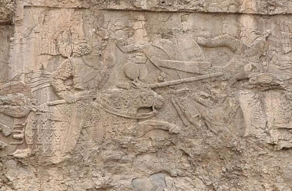 Firuzabad, Relief 1, Scene 2, Shapur unseats Artabanus