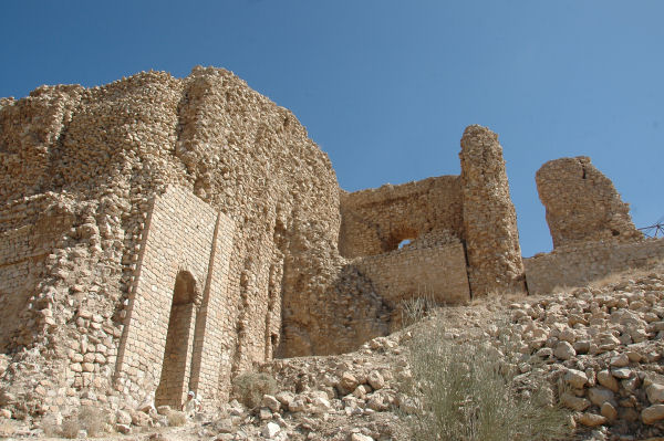 Firuzabad, Qalah-e Dokhtar, entrance