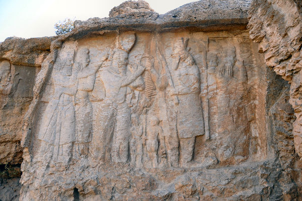 Naqš-e Rajab, Investiture relief of Ardašir I