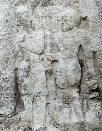 Naqš-e Rajab, Investiture relief of Ardašir I, princes