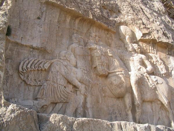 Naqš-e Rustam, Relief of Shapur I, Seen from the left