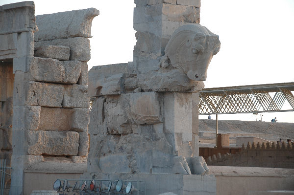 Persepolis, Hall of 100 Columns, Northwestern gate, Bull