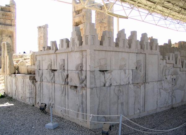 Persepolis, Tripylon, Northern staircase, Northeast corner