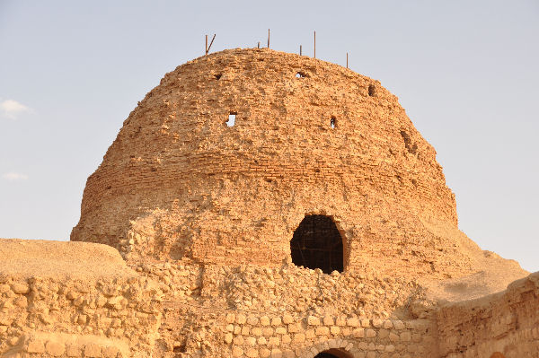 Sarvestan, great dome, exterior