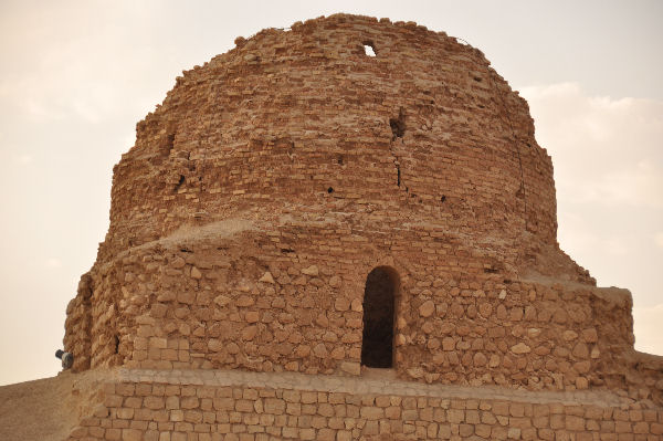 Sarvestan, small dome, exterior