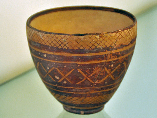 Tepe Sialk, Cup from the first millennium