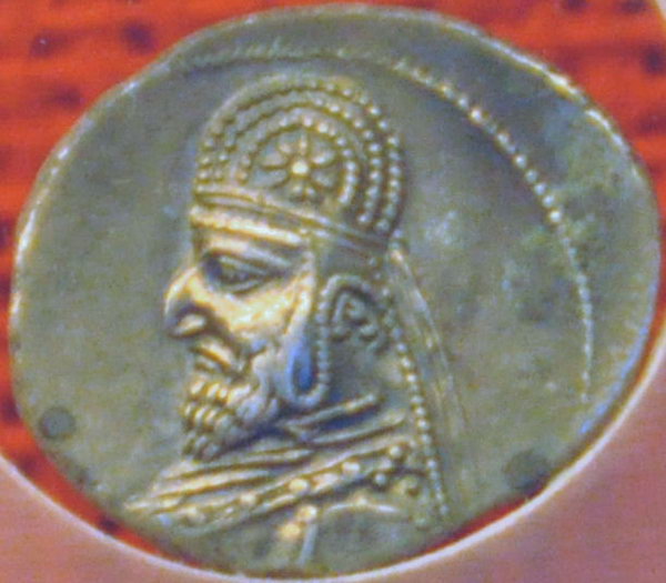 Sinatruces, coin