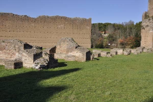 Rome, Circus of Maxentius, Starting boxes