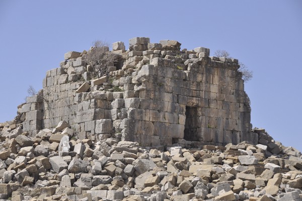 Faqra, Tower of Claudius (1)