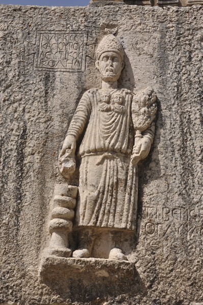 Niha, Large Temple, Relief of Narkisos