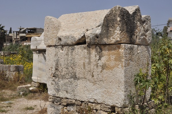 Tyre, Al-Bass Cemetery, sarcophagus (5)