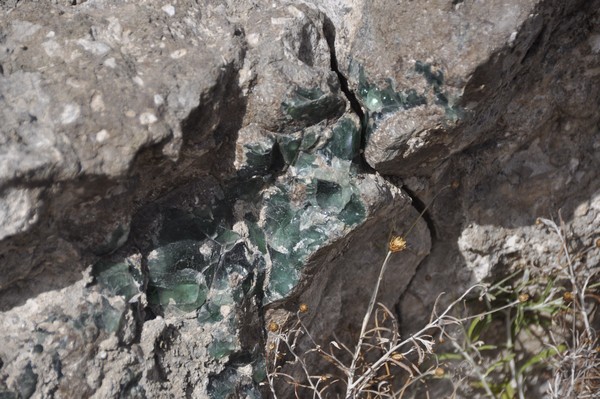 Tyre, City, Glass traces