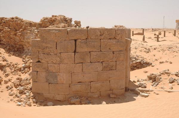 Bu Njem, East Gate, southern tower