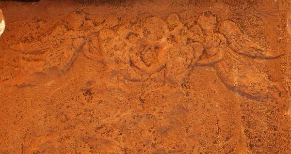 Gheriat el-Garbia, Northeastern gate, outside, Relief of Victories