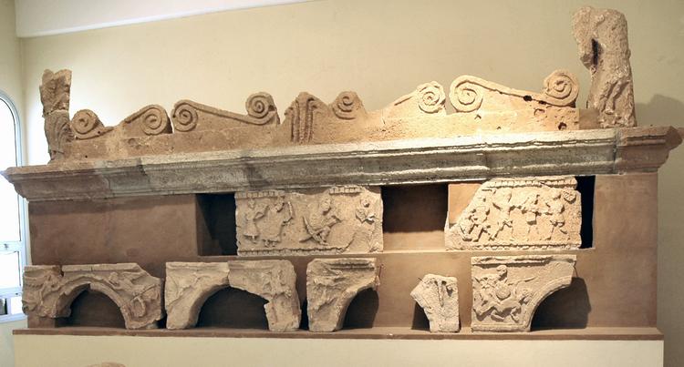 Ghirza, Mausoleum North B, reliefs