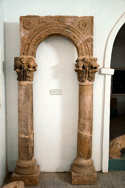 Ghirza, Mausoleum South F (1)