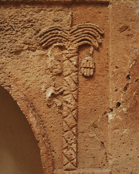 Ghirza, Mausoleum South NN, palm