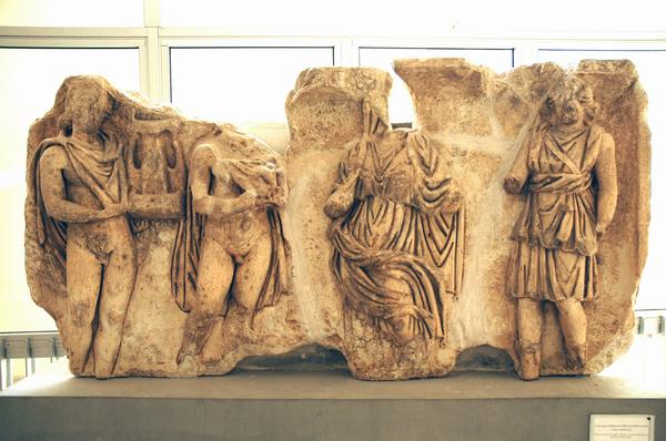 Lepcis, Arch of Septimius Severus, inside, Twelve Olympian gods, upper register