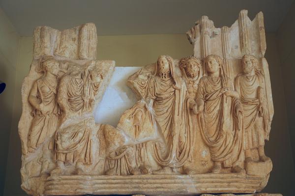 Lepcis, Arch of Septimius Severus, inner decoration NW, upper register