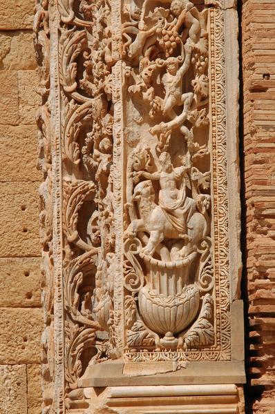 Lepcis, Severan Basilica, Column of Dionysus, bottom