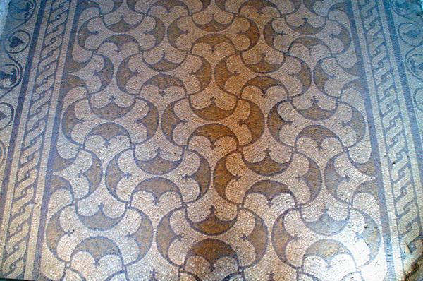 Villa Selene, Mosaic of Amphitrite (2)