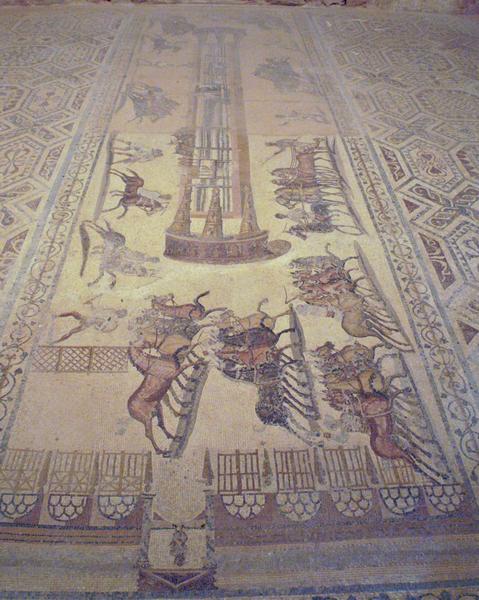 Villa Selene, Mosaic of the hippodrome (1)
