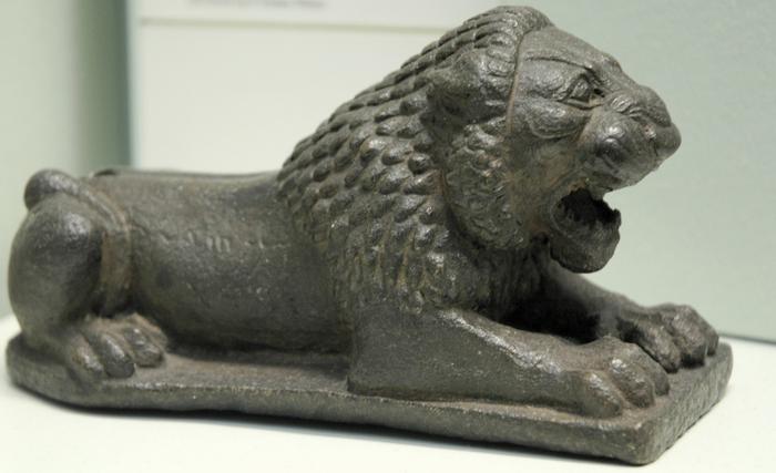 Nimrud, Lion-shaped weight of three mina