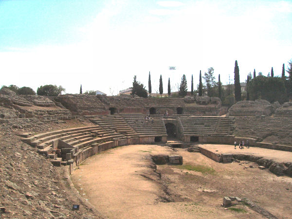Augusta Emerita, Amphitheater, arena (1)