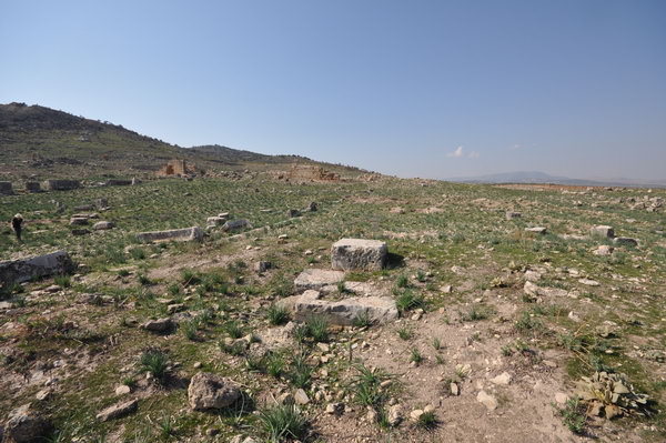 Cyrrhus, Remains of a church