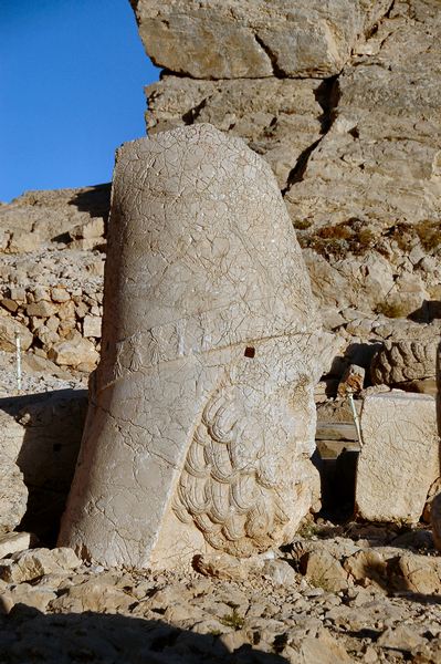 Nemrud Daği, Western terrace, Zeus (1)