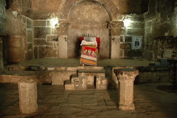 Nisibis, Church, Apse and altar