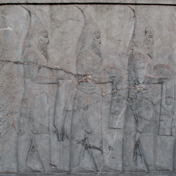 Sakâ tigrakhaudâ. Relief from the eastern stairs of the Apadana at Persepolis.